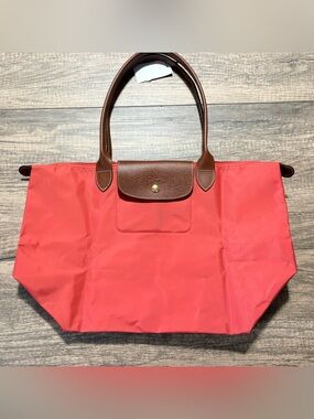 Longchamp Le Pliage large Tote Bag | free shipping | color: strawberry